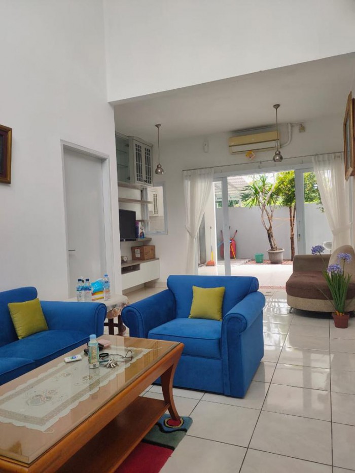 Rumah Disewakan Fully Furnished di Picadilly Lippo Cikarang